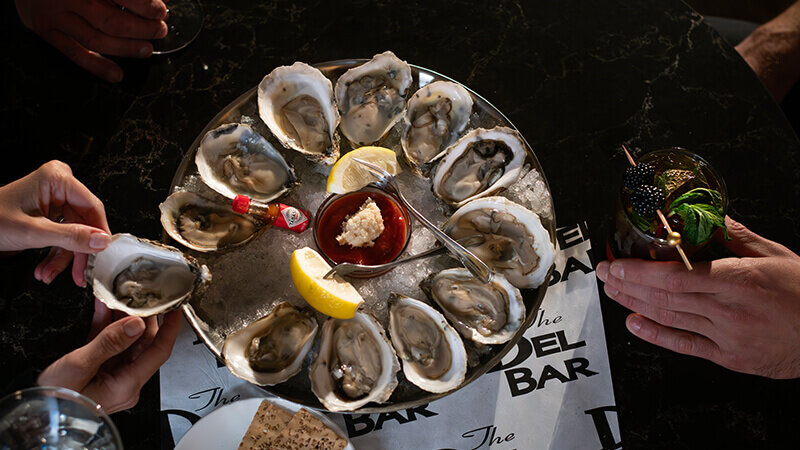 Happy Hour Oysters